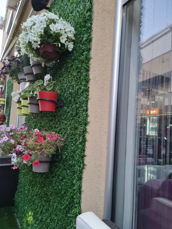 Hotel Tri "O" Topola Dış mekan fotoğraf
