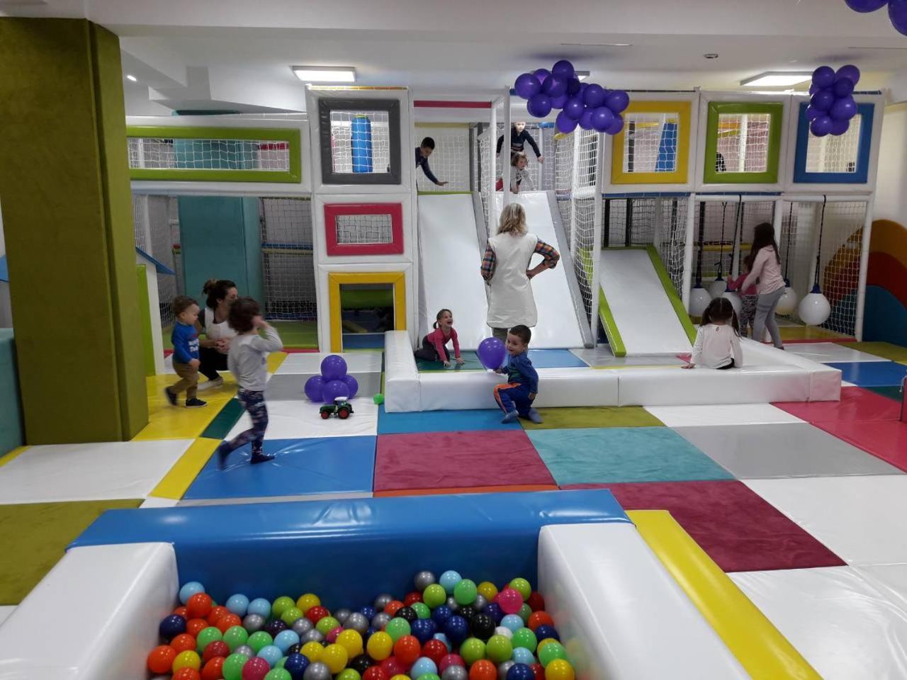Hotel Tri "O" Topola Dış mekan fotoğraf