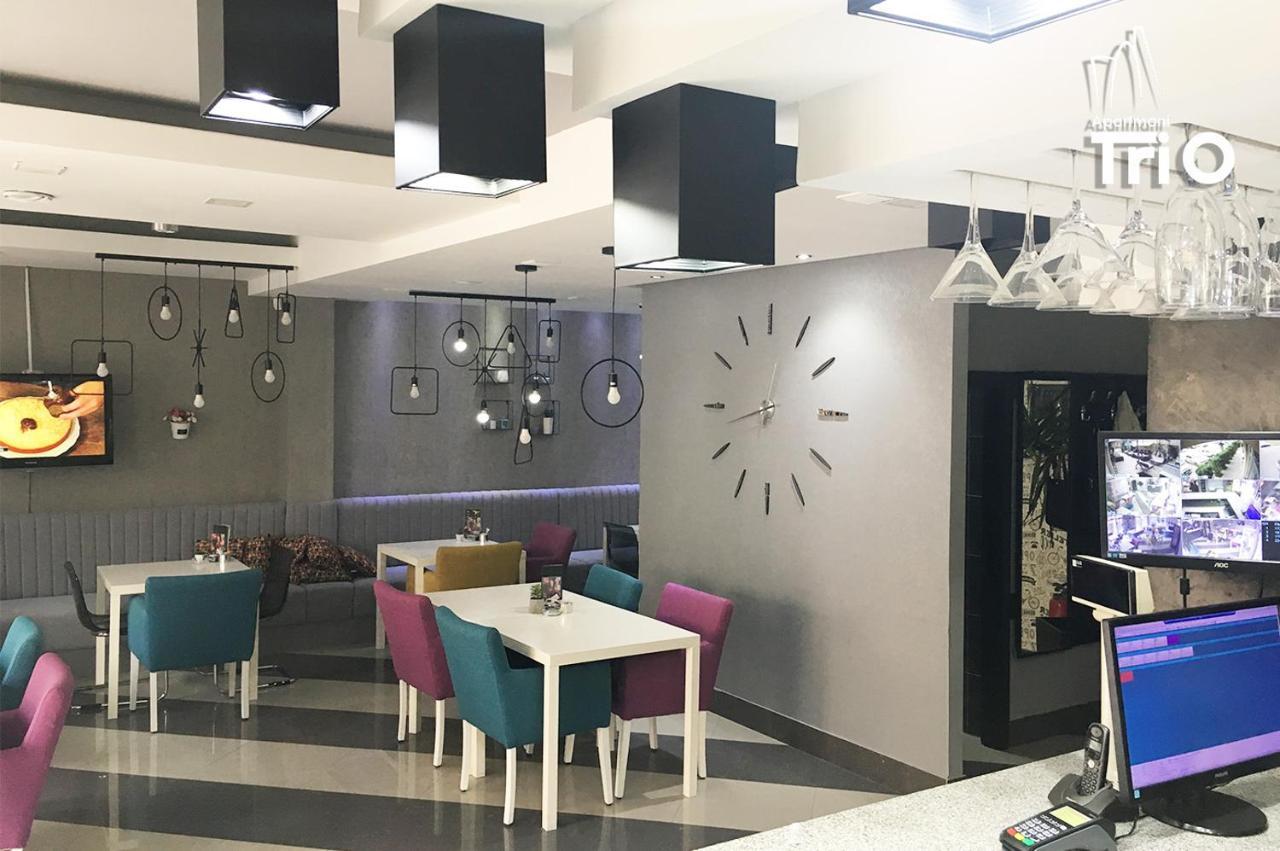 Hotel Tri "O" Topola Dış mekan fotoğraf